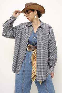 ﻿Camisa azul xadrez classica - Capichó Brechó