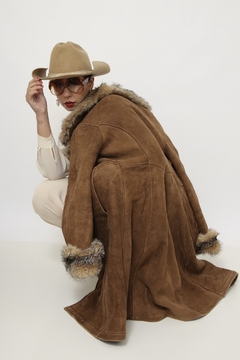 Casaco Penny Lane todo forrado em pele na internet
