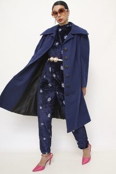 Casaco azul longo forrado - comprar online