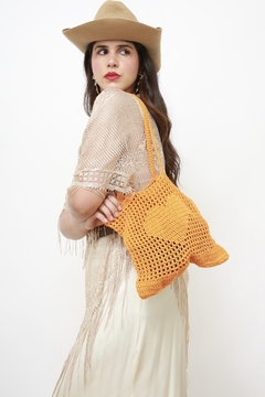 Bolsa croche laranja coração - Capichó Brechó