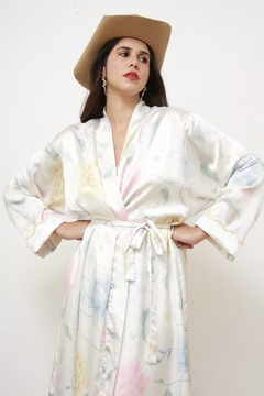 Robe acetinado flores longo - Capichó Brechó