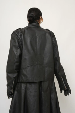 Jaqueta couro biker JULIANA MACUIR C.G.C na internet