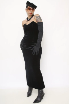 Vestido longo veludo preto strass - Capichó Brechó