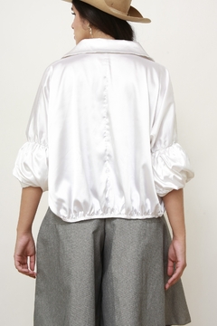 Blusa acetinada perola - loja online