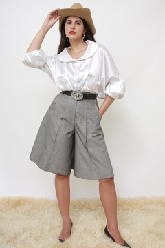 Blusa acetinada perola