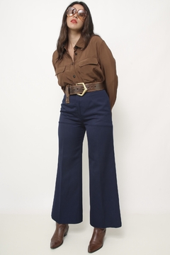 Calça azul flare 70 ‘s vintage na internet