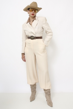 Blazer cropped linho cru - comprar online