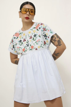 Vestido macaquinho jeans bordado zara - loja online