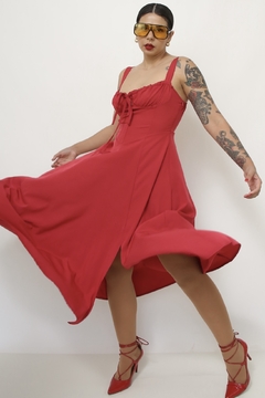 Vestido vermelho midi busto franzido