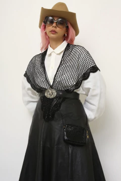 Xale preto bordado vintage