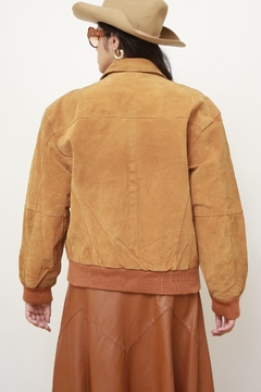 Jaqueta couro camurça bomber forro matelasse - comprar online