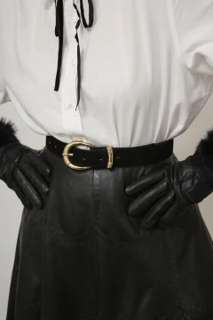 Imagem do Cinto camurça preto fivela dourada