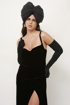 Vestido veludo preto longo fenda - comprar online