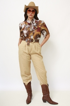 Camisa vintage rostos decada babado