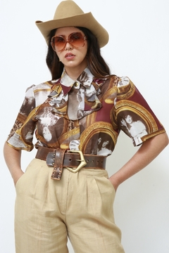 Camisa vintage rostos decada babado - comprar online