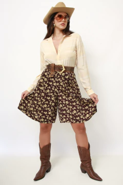 Bermuda bordo cintura alta flores bege - comprar online