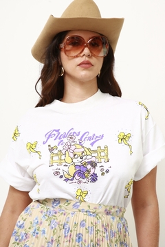 Camiseta estampa FLOWER COUTRY - comprar online