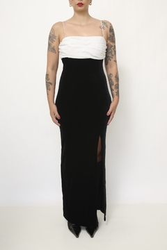 Vestido veludo busto drapeado branco - Capichó Brechó