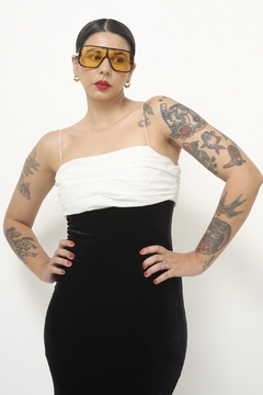 Vestido veludo busto drapeado branco - Capichó Brechó