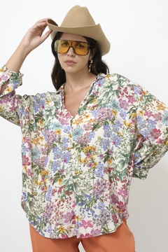 Camisa ZARA flores bata na internet
