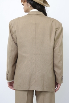 Conjunto BLAZER + CALÇA bege na internet