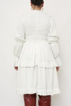 Vestido branco bababos camadas - comprar online