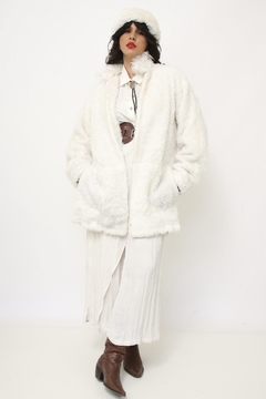 Chapeu pelucia branco forrado - comprar online