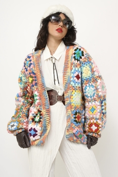 Casaco crochet flores coloridas - comprar online