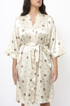 Robe acetinado estampa flores - comprar online