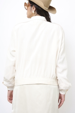 Jaqueta fina bomber CGC creme - comprar online