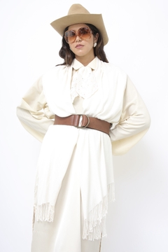 Pashimina creme franja chic fininha