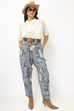 Calça estampada cinza vintage - comprar online