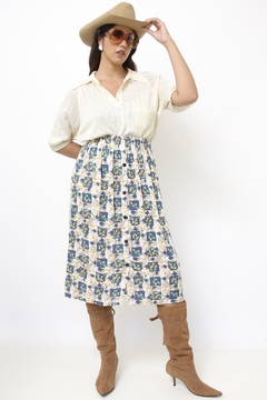 Saia viscose estampada branca estampas flores - comprar online