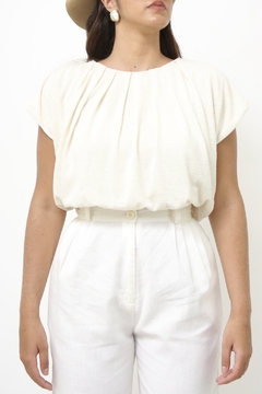 Imagem do Blusa balone pregas creme vintage