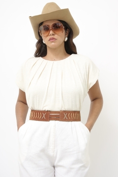 Blusa balone pregas creme vintage