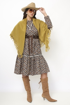 Lenço verde oliva WOOL quadrado franja - loja online