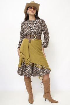 Lenço verde oliva WOOL quadrado franja