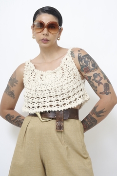 Top crochet brilho dourado - Capichó Brechó
