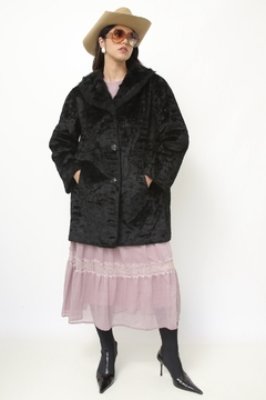 Casaco preto pelucia vintage na internet