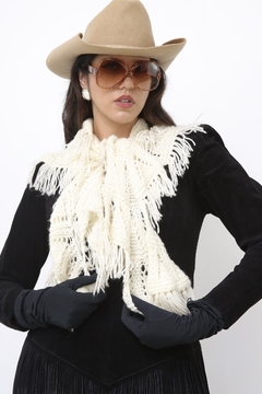 Cachecol franja tricot triangulo - comprar online