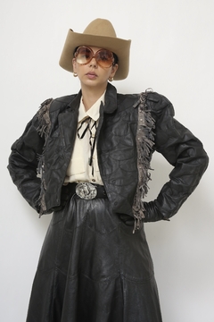 Jaqueta couro cropped franja western na internet