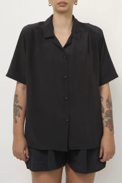 Camisa preta manga curta classica - loja online