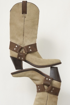 Bota 100% couro TONY MORA 36 - comprar online