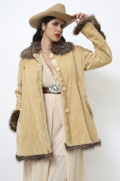 Casaco PENNY LANE forro pelucia vintage - Capichó Brechó