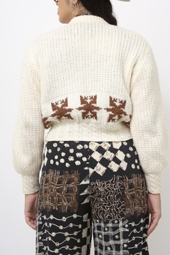 Pulover tricot cropped creme marrom na internet