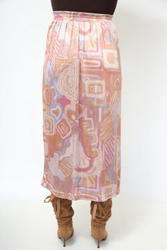 Saia viscose midi acetinada rosa