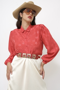 Camisa vermelha flores acetinada - loja online