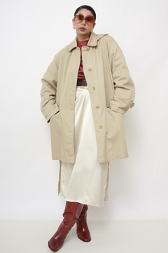 Trench Coat bege classico com capuz LONDON FOG - Capichó Brechó