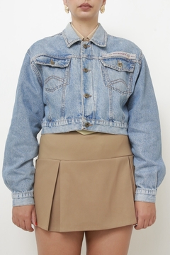Jaqueta cropped jeans classica - Capichó Brechó