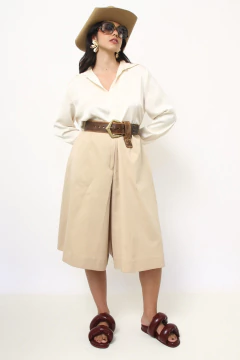 Bermuda bege ampla cintura alta - Capichó Brechó